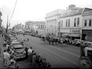 Fair parade on Alder St Eagles Lodge, Sep 1959